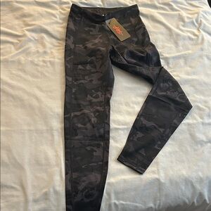 Sleek Black Camouflage Leggings